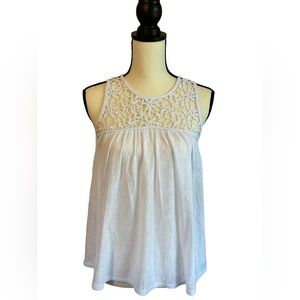 NWT Flowy Crochet Top Size XL